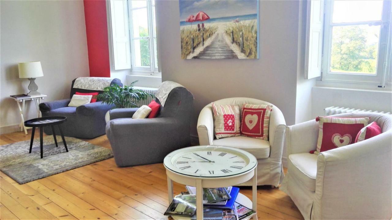 Saint-Viaud Domaine Du Plessis Grimaud B&B 외부 사진